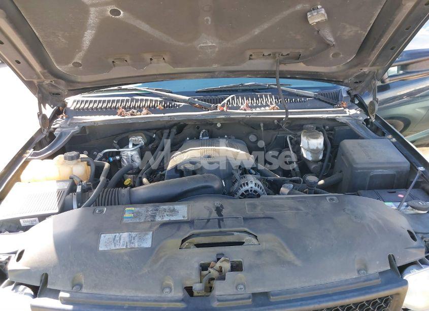 Photo 9 of 2002 Chevrolet Silverado 3500 LT (VIN 1GCJC39G52E223573)