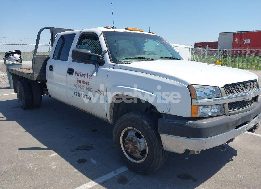 2004 Chevrolet Silverado 3500 LS (VIN 1GCJK33124F124116) main photo