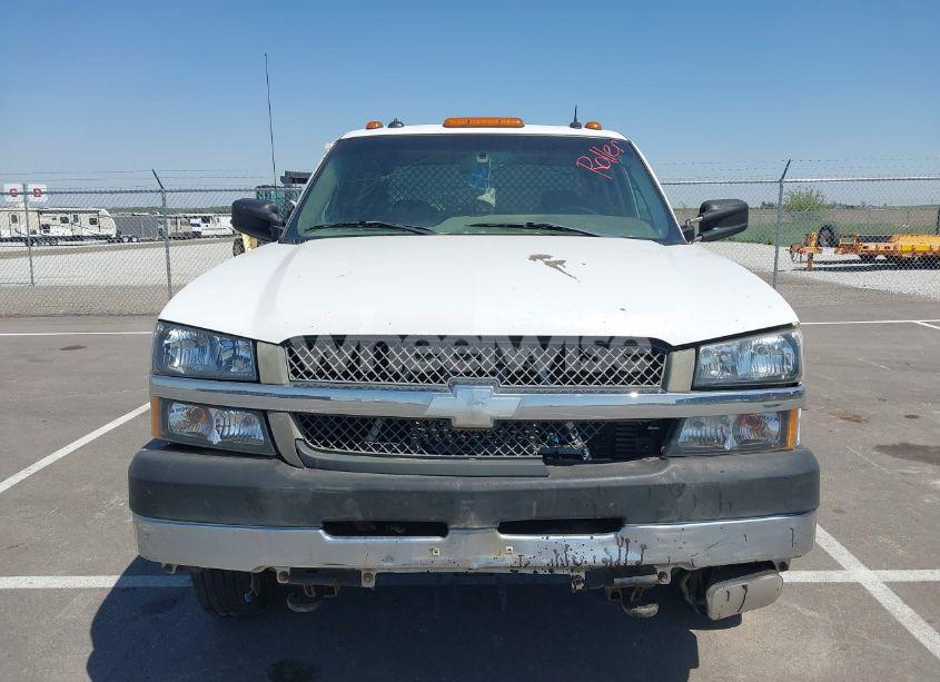 Photo 13 of 2004 Chevrolet Silverado 3500 LS (VIN 1GCJK33124F124116)