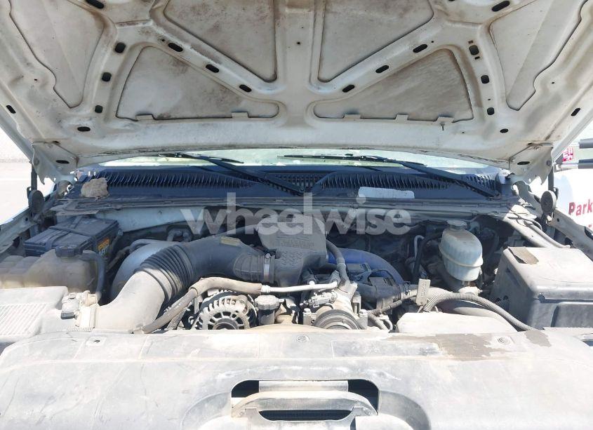 Photo 9 of 2004 Chevrolet Silverado 3500 LS (VIN 1GCJK33124F124116)