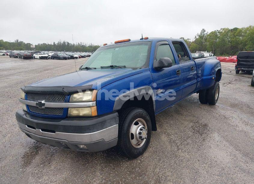 Photo 2 of 2004 Chevrolet Silverado 3500 LS (VIN 1GCJK33154F147194)