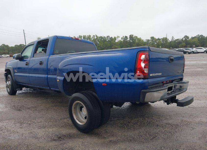 Photo 3 of 2004 Chevrolet Silverado 3500 LS (VIN 1GCJK33154F147194)