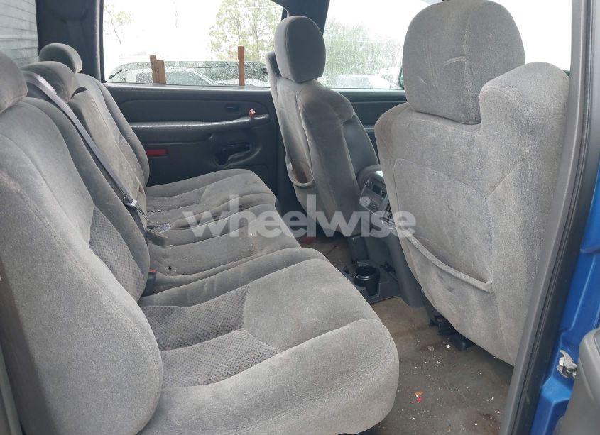 Photo 8 of 2004 Chevrolet Silverado 3500 LS (VIN 1GCJK33154F147194)