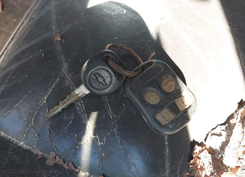 Photo 10 of 2003 Chevrolet Silverado 3500 LT (VIN 1GCJK33183F162710)