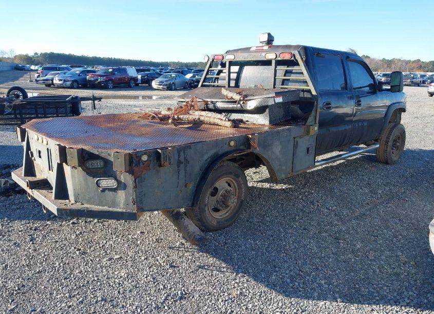 Photo 4 of 2003 Chevrolet Silverado 3500 LT (VIN 1GCJK33183F162710)