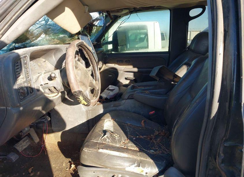 Photo 6 of 2003 Chevrolet Silverado 3500 LT (VIN 1GCJK33183F162710)