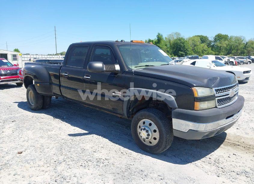 2005 Chevrolet Silverado 3500 LT (VIN 1GCJK33235F812085) main photo