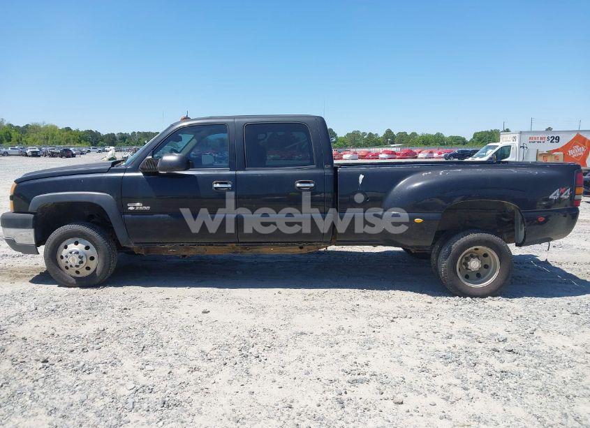 Photo 14 of 2005 Chevrolet Silverado 3500 LT (VIN 1GCJK33235F812085)