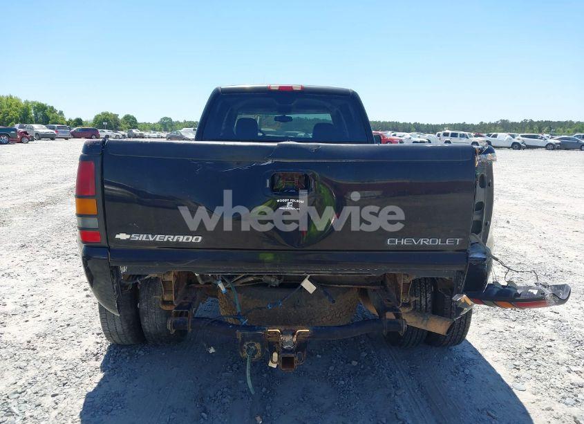 Photo 15 of 2005 Chevrolet Silverado 3500 LT (VIN 1GCJK33235F812085)