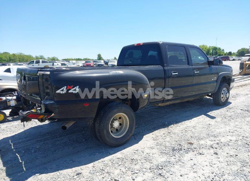 Photo 4 of 2005 Chevrolet Silverado 3500 LT (VIN 1GCJK33235F812085)