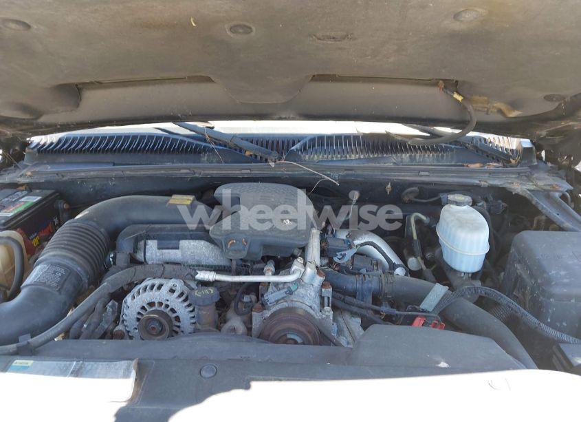 Photo 9 of 2005 Chevrolet Silverado 3500 LT (VIN 1GCJK33235F812085)