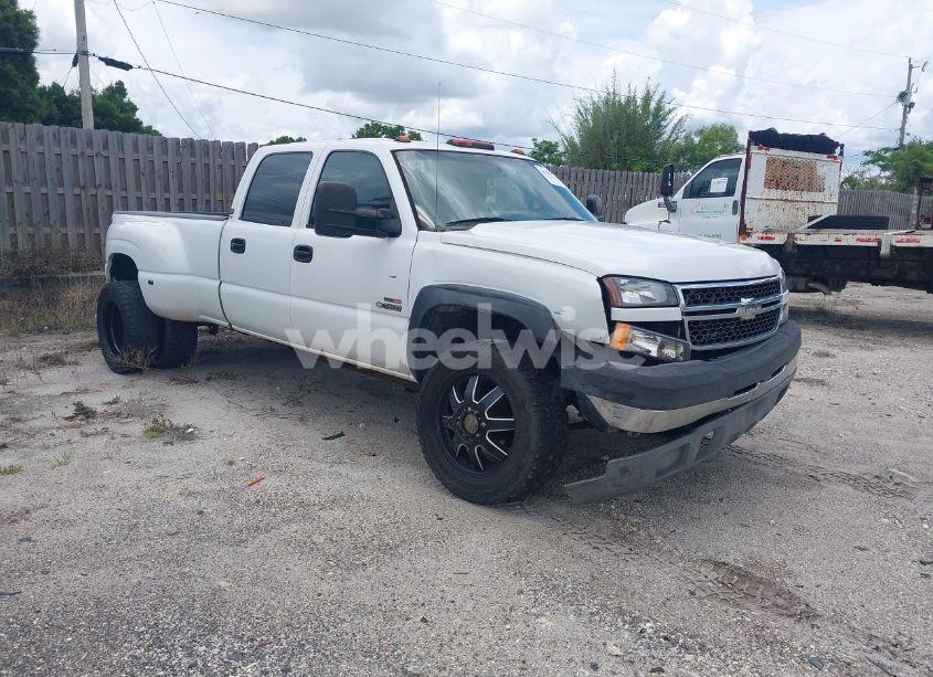 2005 Chevrolet Silverado 3500 WORK TRUCK (VIN 1GCJK33245F844298) main photo