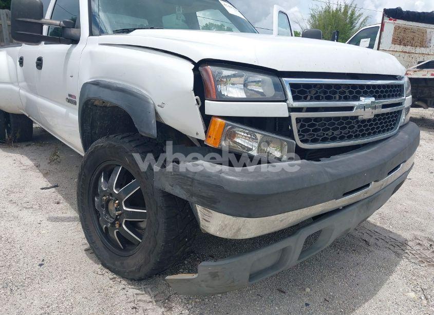 Photo 11 of 2005 Chevrolet Silverado 3500 WORK TRUCK (VIN 1GCJK33245F844298)