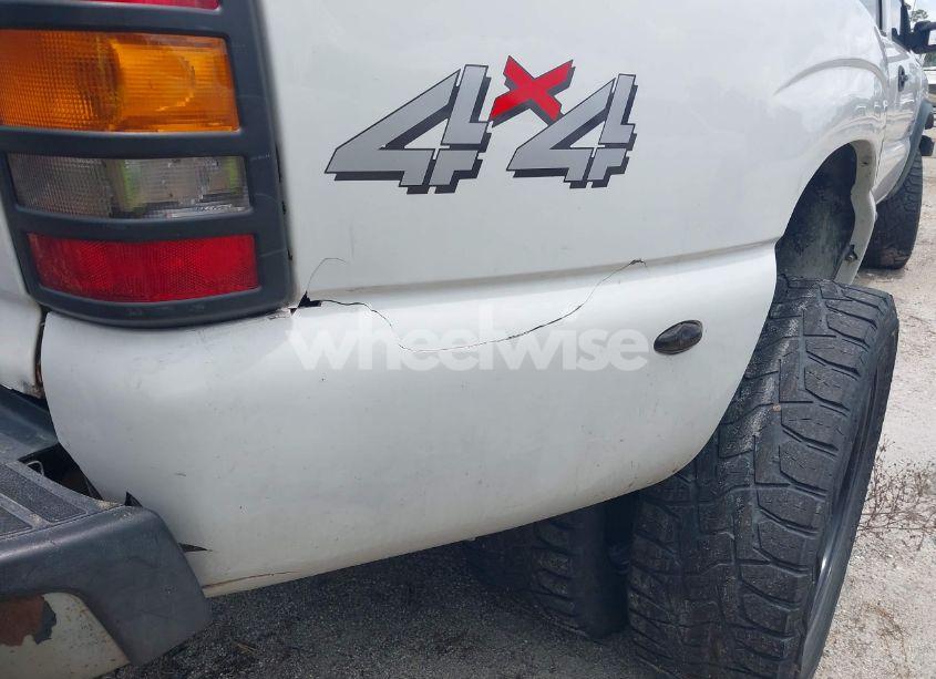 Photo 19 of 2005 Chevrolet Silverado 3500 WORK TRUCK (VIN 1GCJK33245F844298)