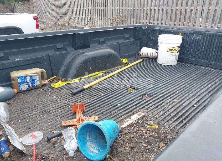 Photo 6 of 2005 Chevrolet Silverado 3500 WORK TRUCK (VIN 1GCJK33245F844298)