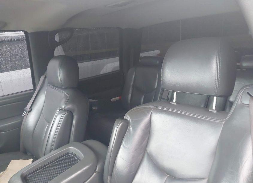 Photo 7 of 2005 Chevrolet Silverado 3500 LT (VIN 1GCJK33255F948900)