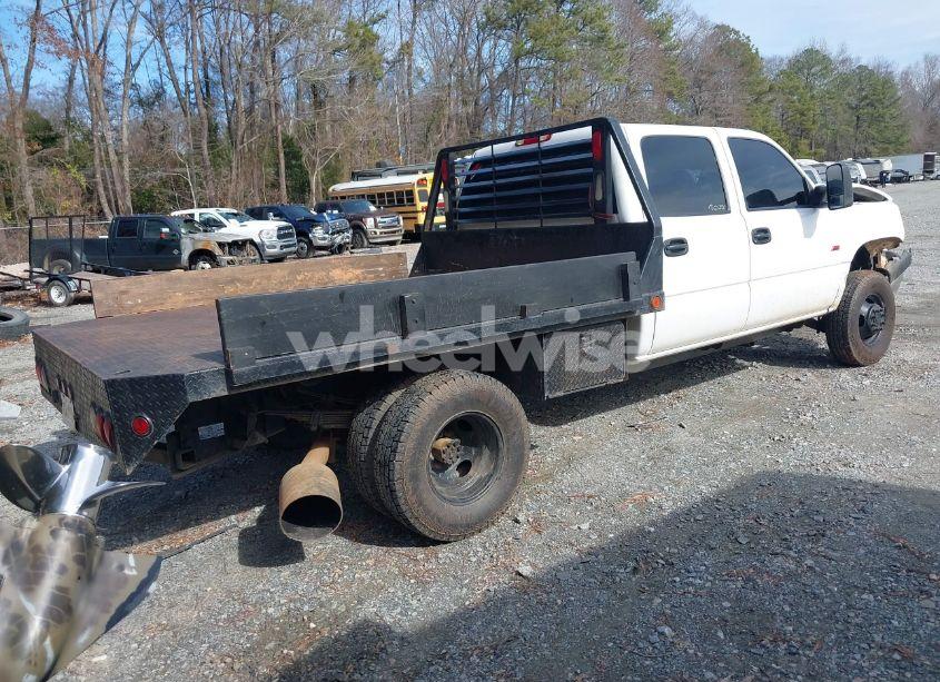 Photo 4 of 2004 Chevrolet Silverado 3500 WORK TRUCK (VIN 1GCJK33284F223001)