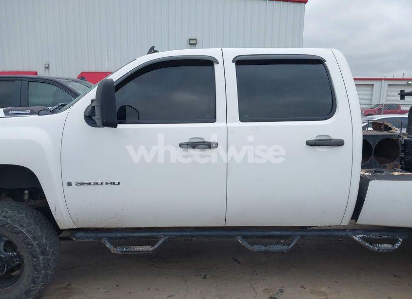 Photo 15 of 2008 Chevrolet Silverado 3500HD WORK TRUCK (VIN 1GCJK33648F119775)