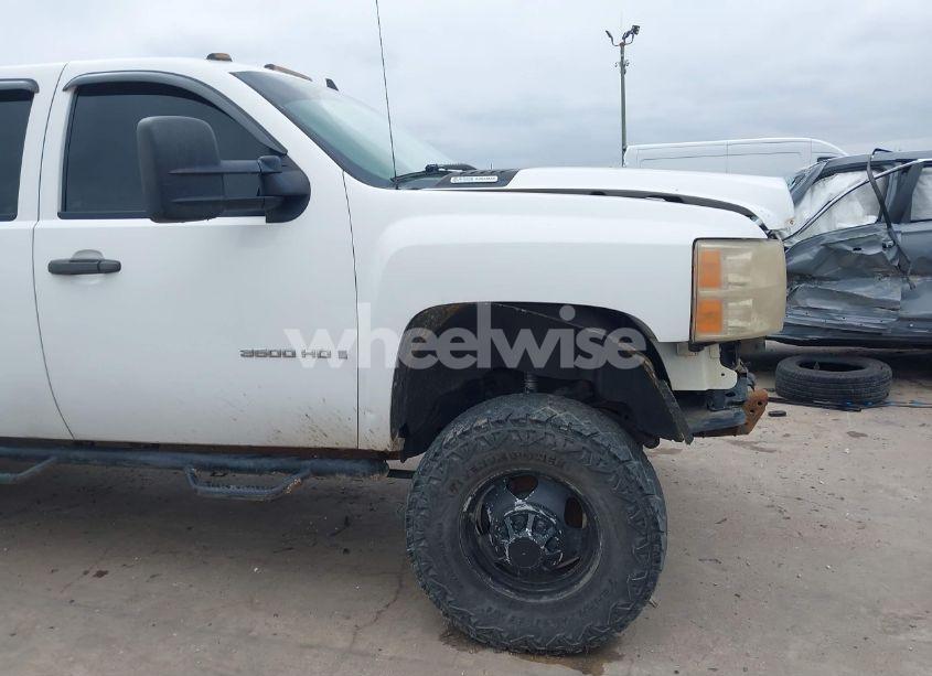 Photo 17 of 2008 Chevrolet Silverado 3500HD WORK TRUCK (VIN 1GCJK33648F119775)