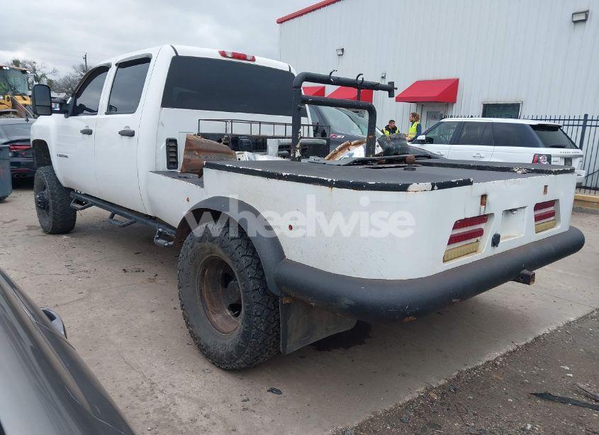 Photo 3 of 2008 Chevrolet Silverado 3500HD WORK TRUCK (VIN 1GCJK33648F119775)