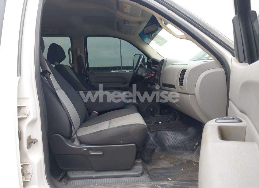 Photo 7 of 2008 Chevrolet Silverado 3500HD WORK TRUCK (VIN 1GCJK33648F119775)