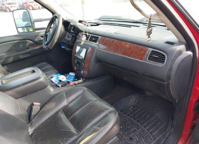 Photo 5 of 2007 Chevrolet Silverado 3500 LTZ (VIN 1GCJK33687F555236)