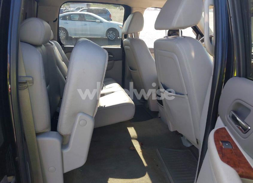 Photo 7 of 2007 Chevrolet Silverado 3500 LTZ (VIN 1GCJK33687F556743)