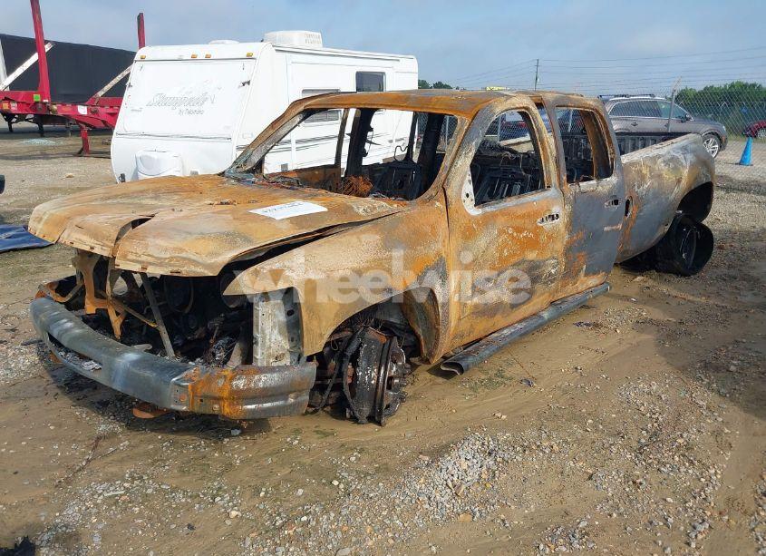 Photo 2 of 2007 Chevrolet Silverado 3500 LTZ (VIN 1GCJK33687F566026)