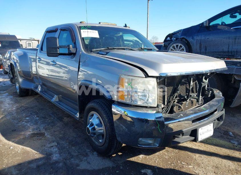 2008 Chevrolet Silverado 3500HD LTZ (VIN 1GCJK33688F127412) main photo