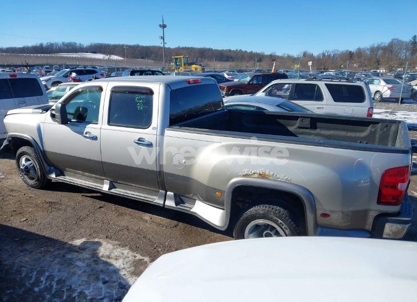 Photo 14 of 2008 Chevrolet Silverado 3500HD LTZ (VIN 1GCJK33688F127412)