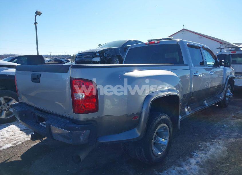 Photo 4 of 2008 Chevrolet Silverado 3500HD LTZ (VIN 1GCJK33688F127412)