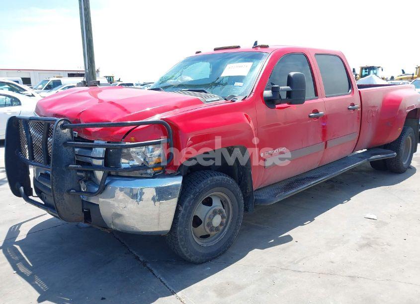 Photo 2 of 2008 Chevrolet Silverado 3500HD LT1 (VIN 1GCJK336X8F177096)