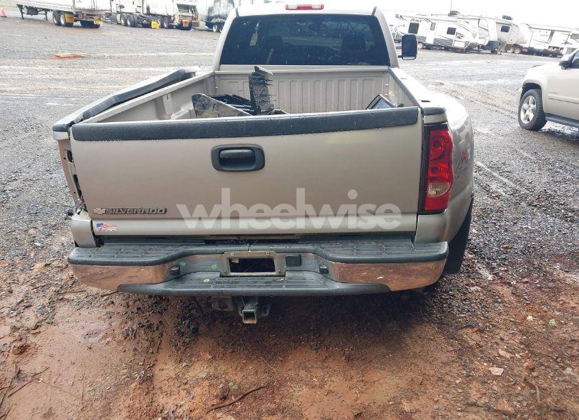 Photo 15 of 2006 Chevrolet Silverado 3500 LT3 (VIN 1GCJK33D36F182829)