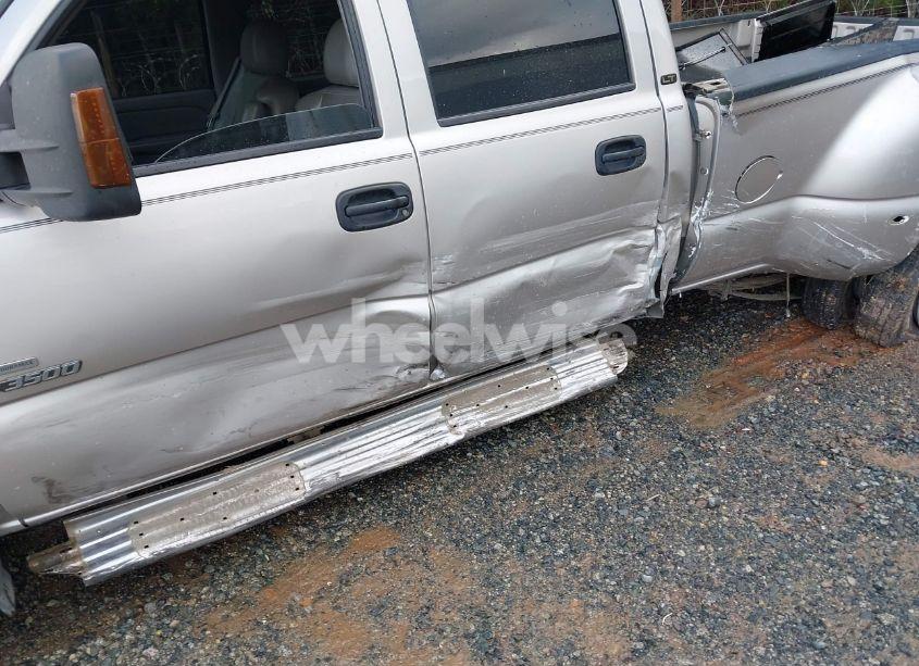 Photo 6 of 2006 Chevrolet Silverado 3500 LT3 (VIN 1GCJK33D36F182829)