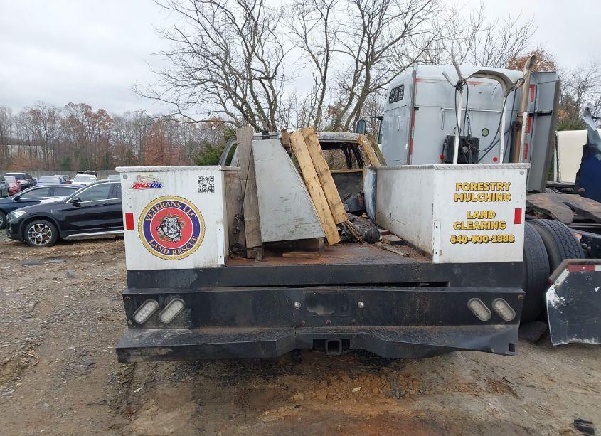 Photo 8 of 2006 Chevrolet Silverado 3500 LT3 (VIN 1GCJK33D76F260366)