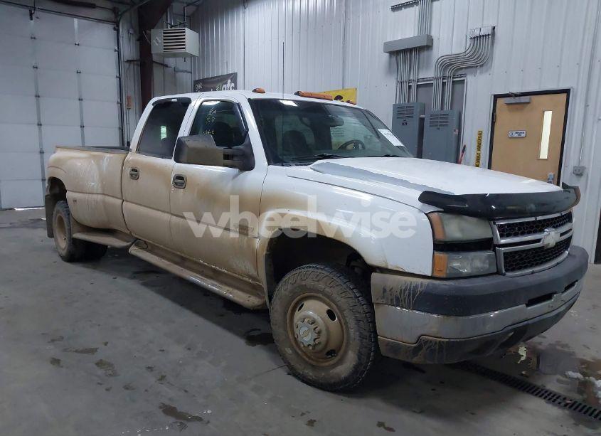 2007 Chevrolet Silverado 3500 CLASSIC LT1 (VIN 1GCJK33G87F126154) main photo