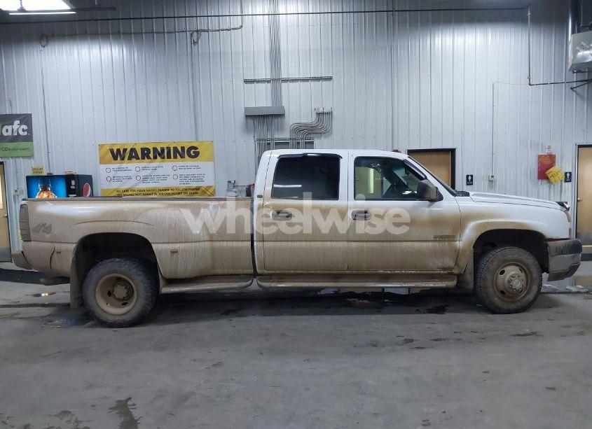 Photo 13 of 2007 Chevrolet Silverado 3500 CLASSIC LT1 (VIN 1GCJK33G87F126154)