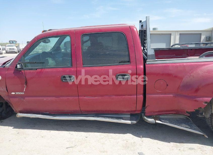 Photo 15 of 2004 Chevrolet Silverado 3500 LS (VIN 1GCJK33U94F253271)
