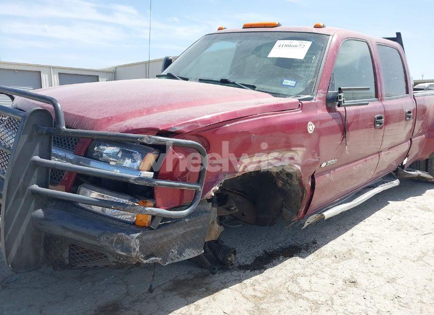 Photo 6 of 2004 Chevrolet Silverado 3500 LS (VIN 1GCJK33U94F253271)