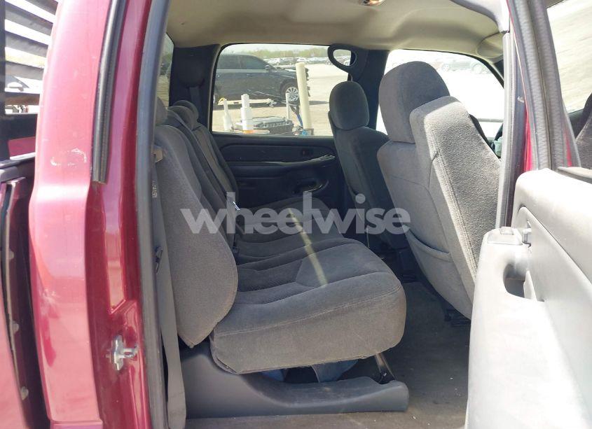 Photo 8 of 2004 Chevrolet Silverado 3500 LS (VIN 1GCJK33U94F253271)