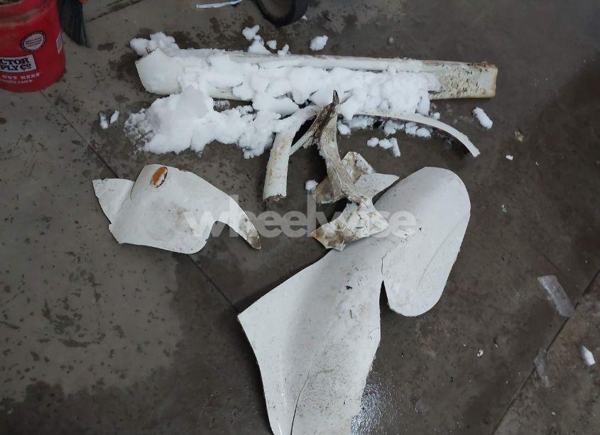 Photo 12 of 2004 Chevrolet Silverado 3500 LS (VIN 1GCJK34G34E222807)