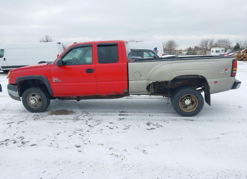 Photo 14 of 2003 Chevrolet Silverado 3500 LS (VIN 1GCJK39113E184061)