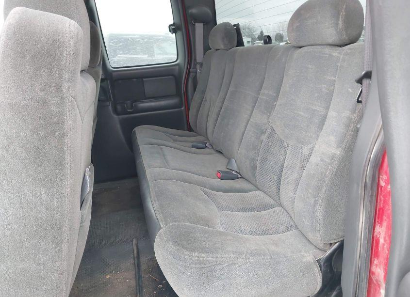 Photo 7 of 2003 Chevrolet Silverado 3500 LS (VIN 1GCJK39113E184061)