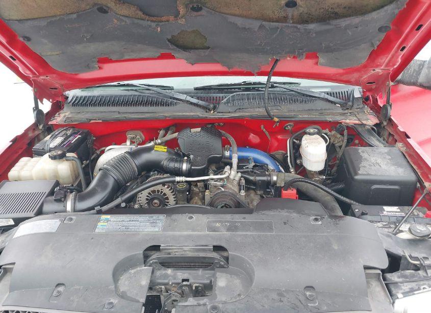 Photo 9 of 2003 Chevrolet Silverado 3500 LS (VIN 1GCJK39113E184061)