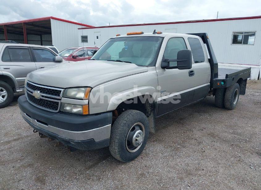 Photo 12 of 2007 Chevrolet Silverado 3500 CLASSIC LT1 (VIN 1GCJK39D57E179185)