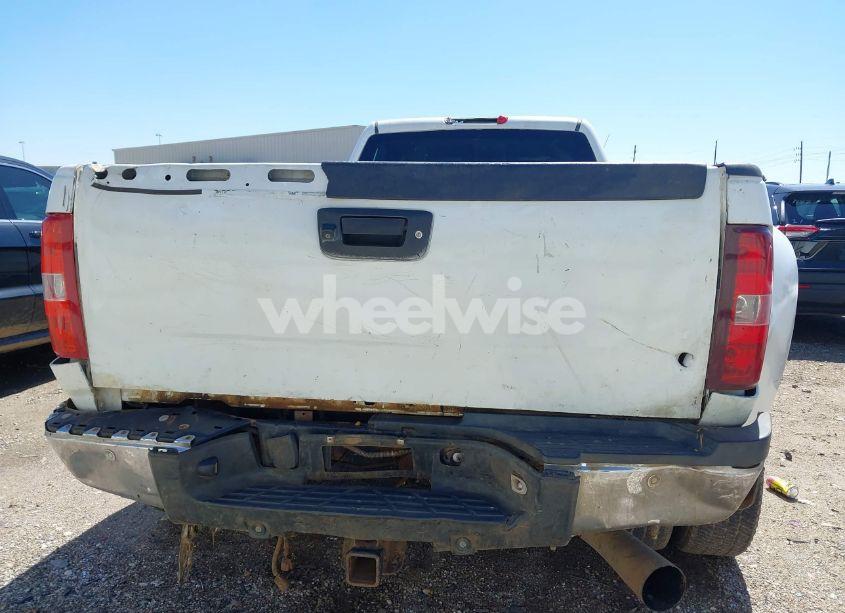 Photo 15 of 2009 Chevrolet Silverado 3500HD LT (VIN 1GCJK83639F139725)