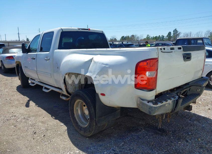 Photo 3 of 2009 Chevrolet Silverado 3500HD LT (VIN 1GCJK83639F139725)
