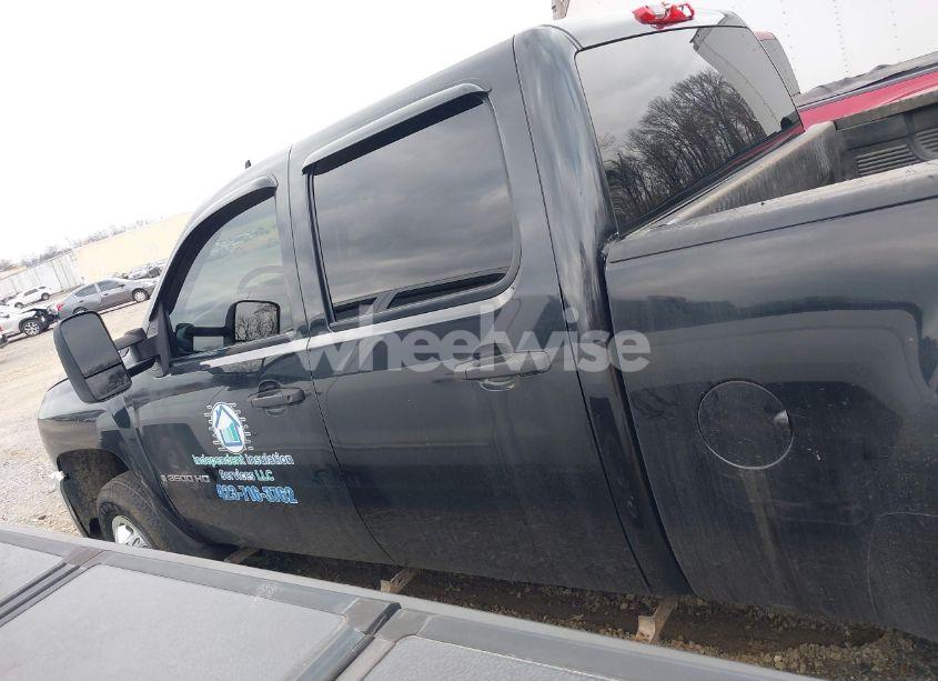 Photo 15 of 2009 Chevrolet Silverado 3500HD LT (VIN 1GCJK836X9F150933)