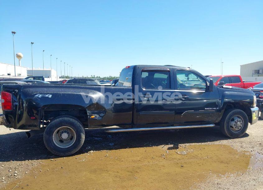 Photo 13 of 2009 Chevrolet Silverado 3500HD LTZ (VIN 1GCJK93689F114681)