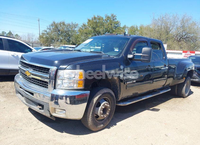 Photo 2 of 2009 Chevrolet Silverado 3500HD LTZ (VIN 1GCJK93689F114681)